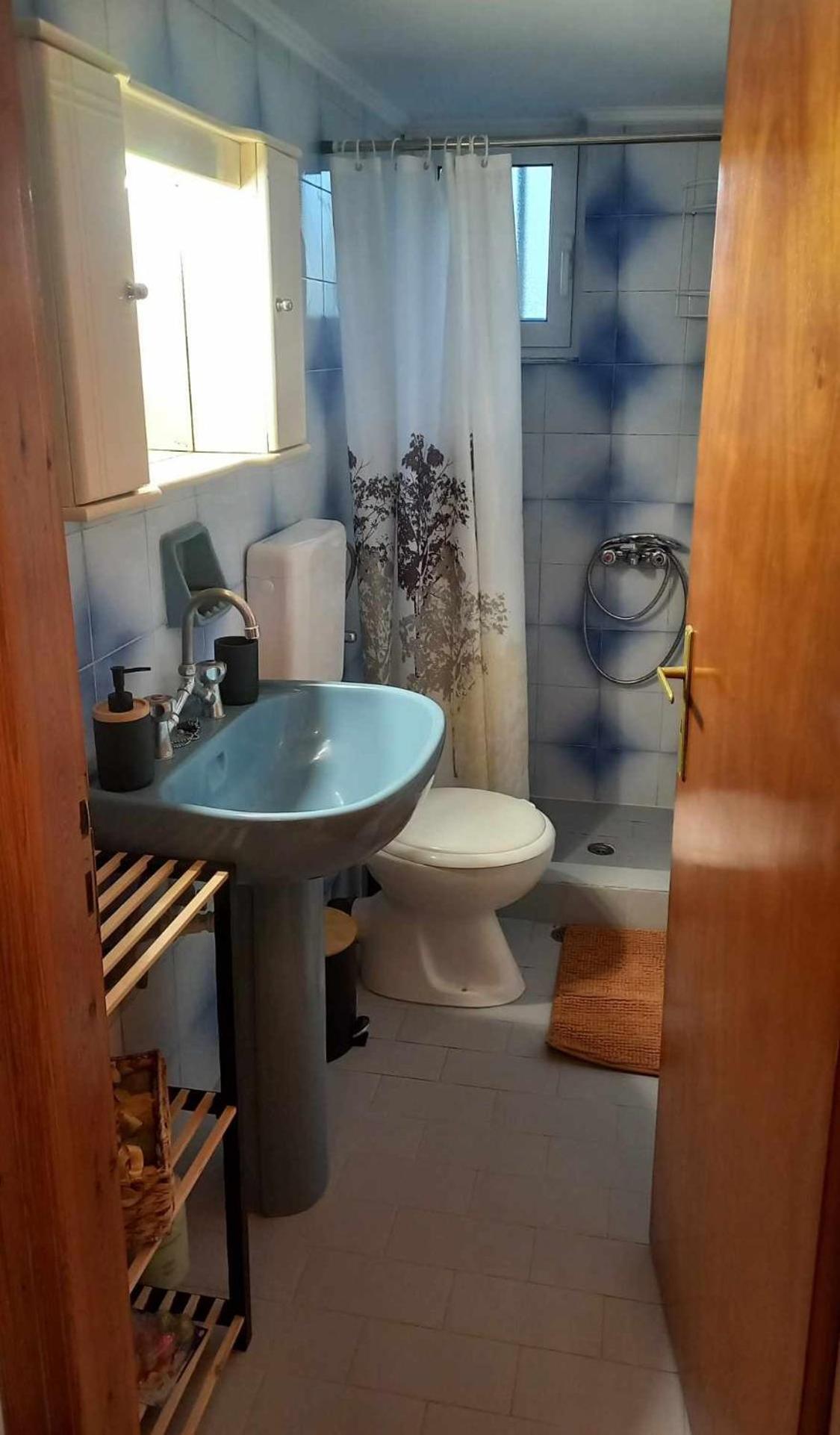 Apartamento Triζin Galatás Exterior foto