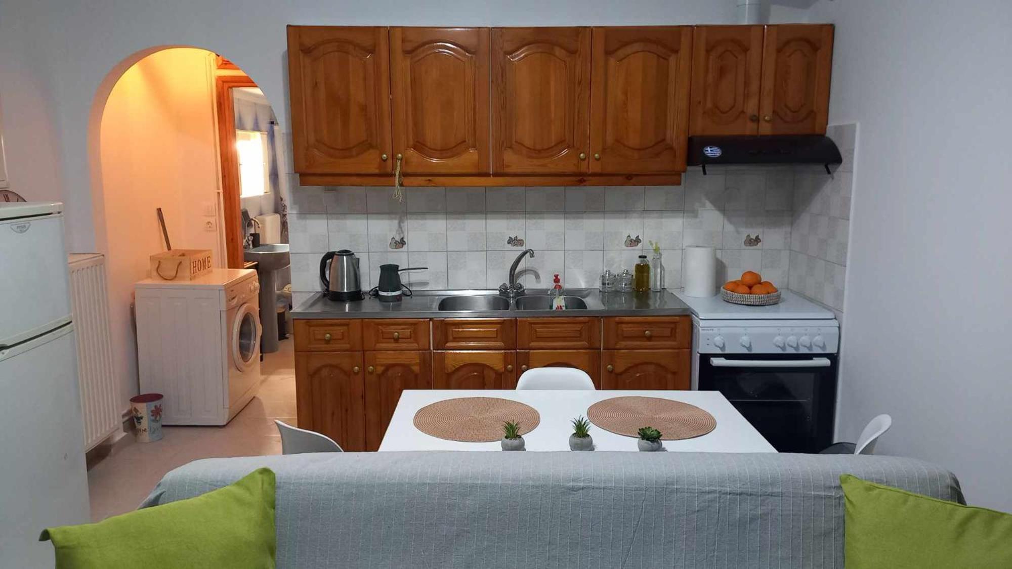 Apartamento Triζin Galatás Exterior foto
