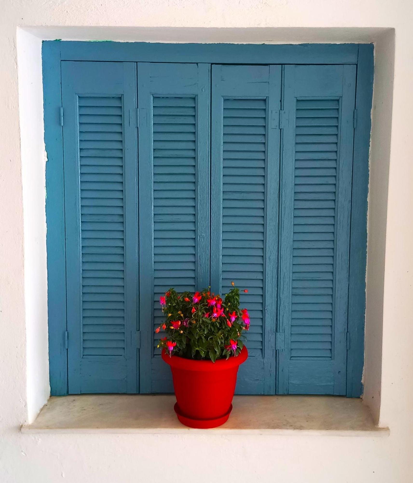 Apartamento Triζin Galatás Exterior foto