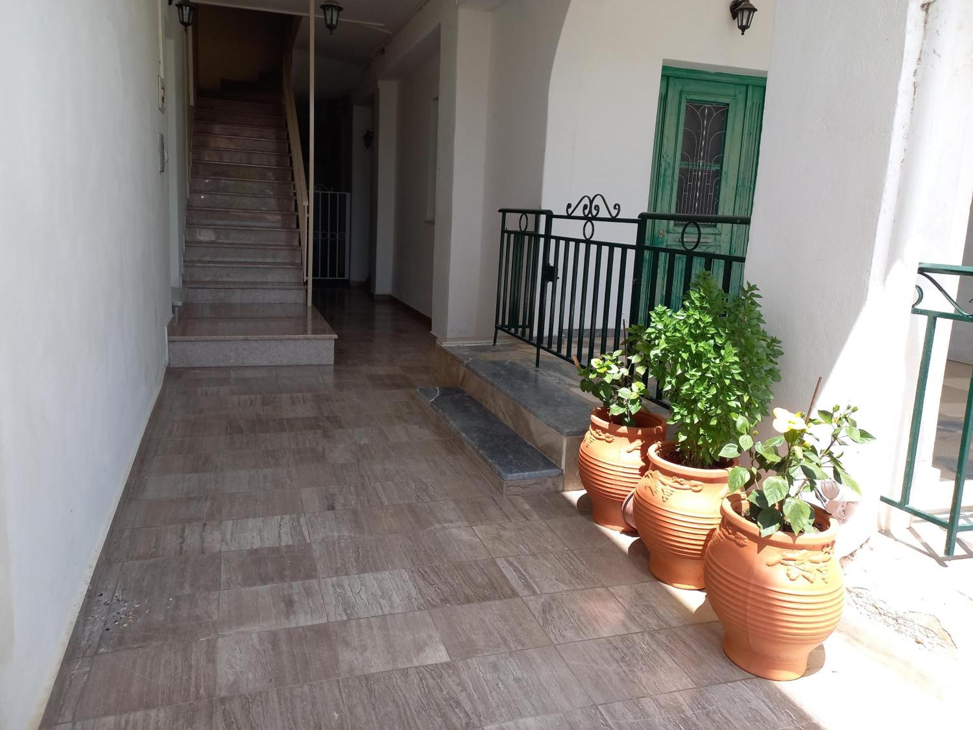 Apartamento Triζin Galatás Exterior foto